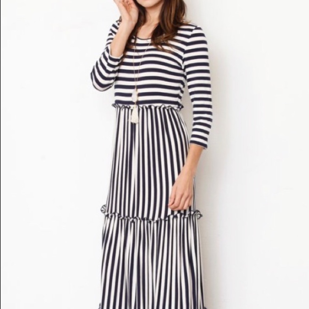 Black & White Maxi
